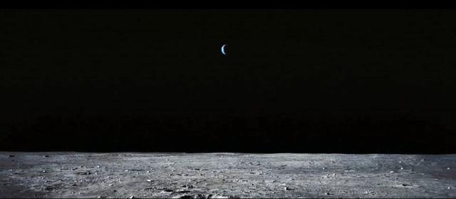 今年最受期待的登月传记片，注定又是部争议之作